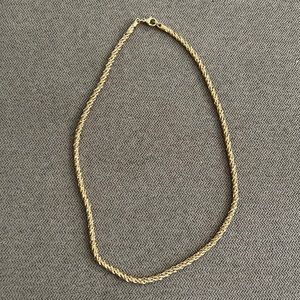 Gold Necklace (NOT REAL GOLD)